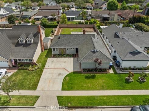 11852  Reagan   Street, Los Alamitos, CA
