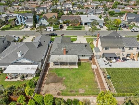 11852  Reagan   Street, Los Alamitos, CA