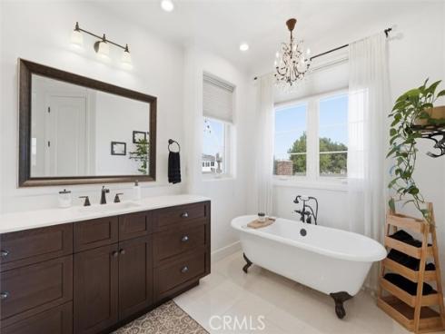 12442  Christy  , Los Alamitos, CA