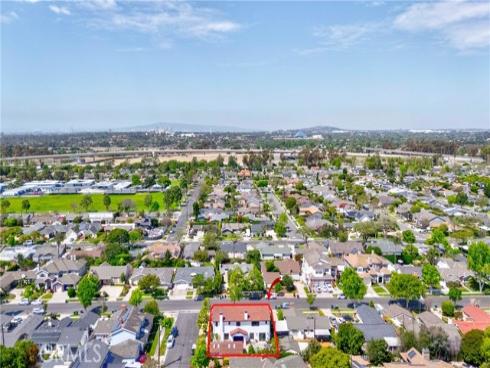 12442  Christy  , Los Alamitos, CA