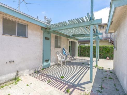 10921  Walnut  , Los Alamitos, CA