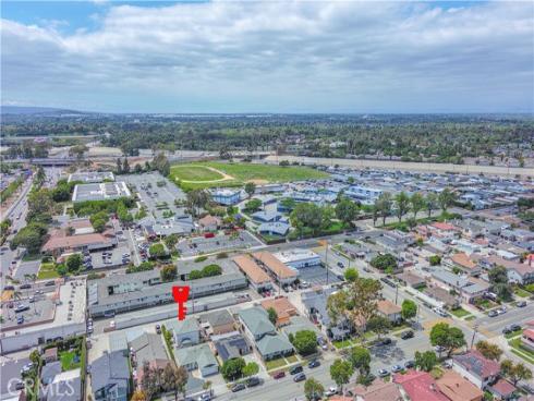 10921  Walnut  , Los Alamitos, CA