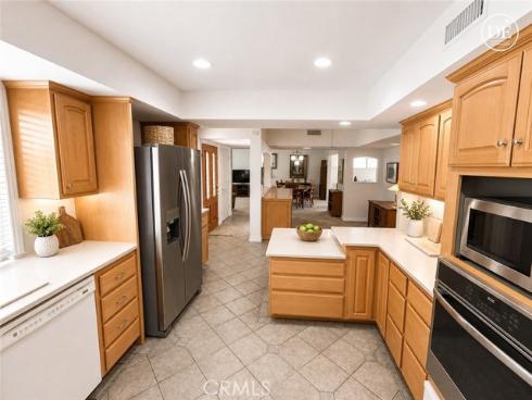 11582 Foster , Los Alamitos, CA