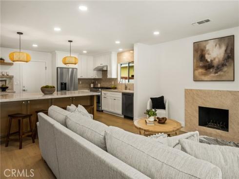 3721  La Colmena   Way, Los Alamitos, CA