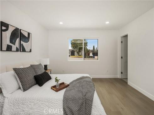 3721  La Colmena   Way, Los Alamitos, CA