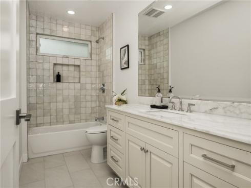 3721  La Colmena   Way, Los Alamitos, CA