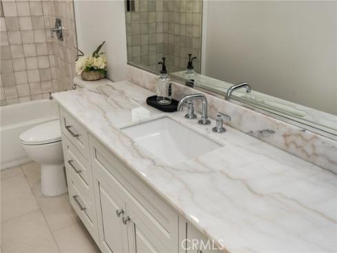 3721  La Colmena   Way, Los Alamitos, CA
