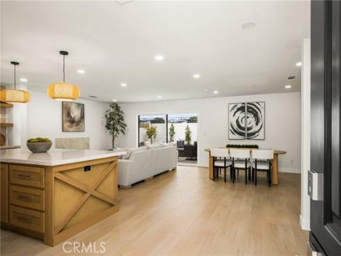 3721  La Colmena   Way, Los Alamitos, CA