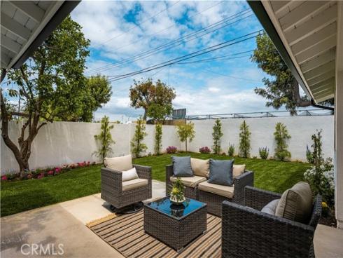 3721  La Colmena   Way, Los Alamitos, CA