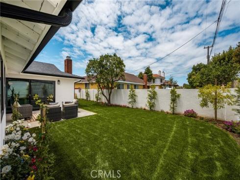 3721  La Colmena   Way, Los Alamitos, CA