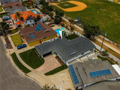 3721  La Colmena   Way, Los Alamitos, CA