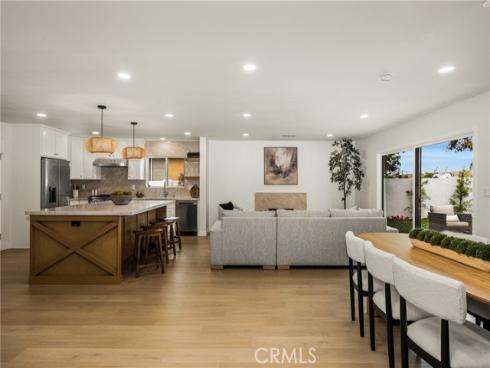 3721  La Colmena   Way, Los Alamitos, CA