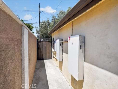 5052 Howard Avenue, Los Alamitos, CA
