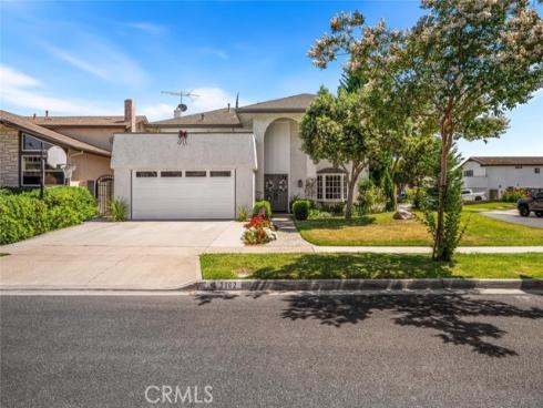 3902 Toland , Los Alamitos, CA