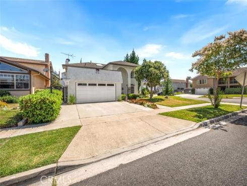 3902 Toland , Los Alamitos, CA