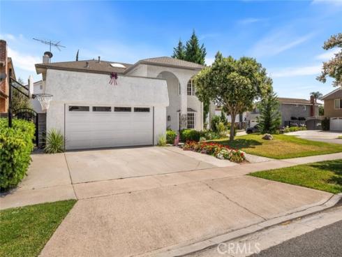 3902 Toland , Los Alamitos, CA