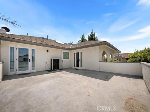 3902 Toland , Los Alamitos, CA