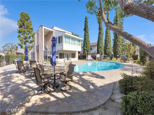 12341 Glacier , Los Alamitos, CA