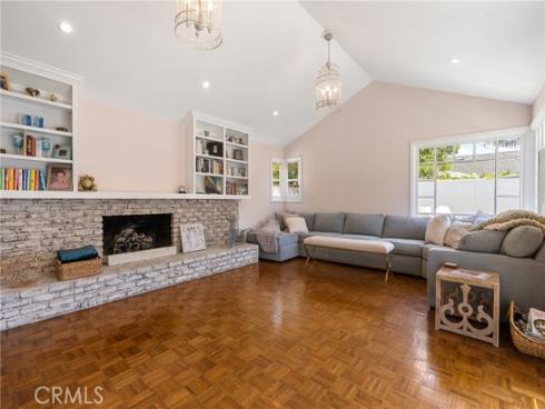 3052 Bostonian , Los Alamitos, CA