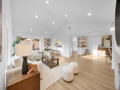 3221 Kempton Drive , Los Alamitos, CA
