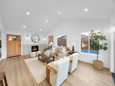 3221 Kempton Drive , Los Alamitos, CA