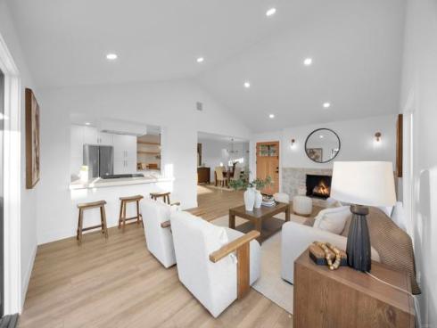 3221 Kempton Drive , Los Alamitos, CA