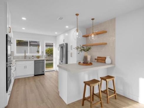 3221 Kempton Drive , Los Alamitos, CA