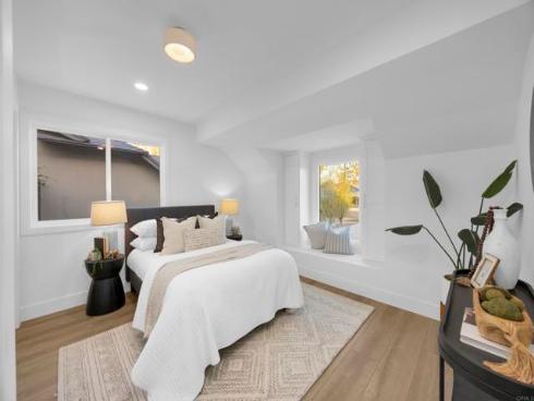 3221 Kempton Drive , Los Alamitos, CA
