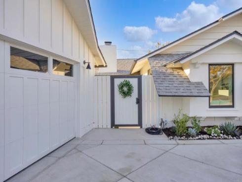 3221 Kempton Drive , Los Alamitos, CA