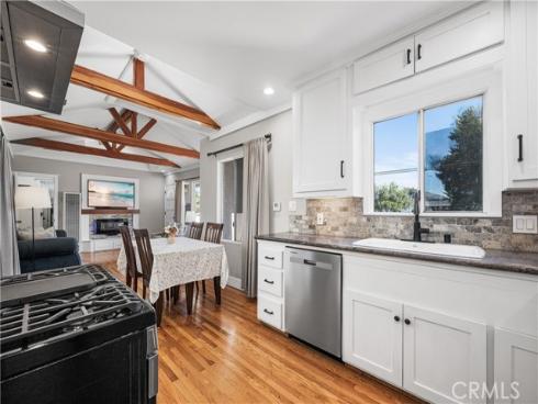4582 Howard Avenue, Los Alamitos, CA