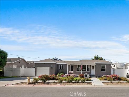 4582 Howard Avenue, Los Alamitos, CA