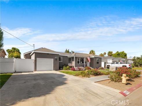 4582 Howard Avenue, Los Alamitos, CA