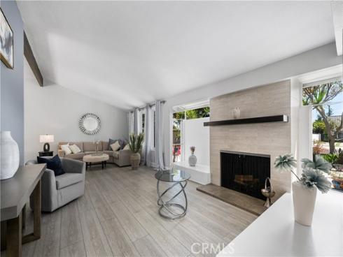 12391 Martha Ann , Los Alamitos, CA