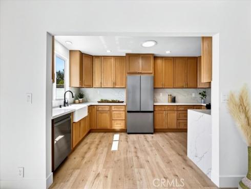 11131  Ticonderoga  , Los Alamitos, CA