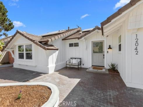 12042 Davenport , Los Alamitos, CA