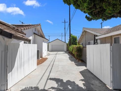 12042 Davenport , Los Alamitos, CA