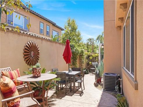 10572 Sausalito Court, Los Alamitos, CA