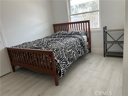 8591  Enid   Lane, Midway City, CA