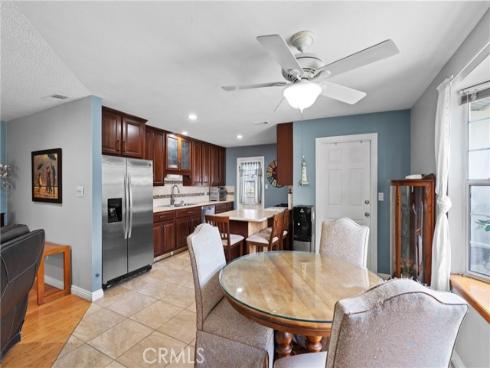 8252 Mcfadden Avenue, Midway City, CA