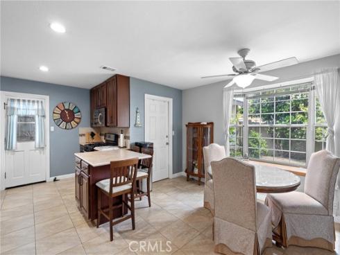 8252 Mcfadden Avenue, Midway City, CA