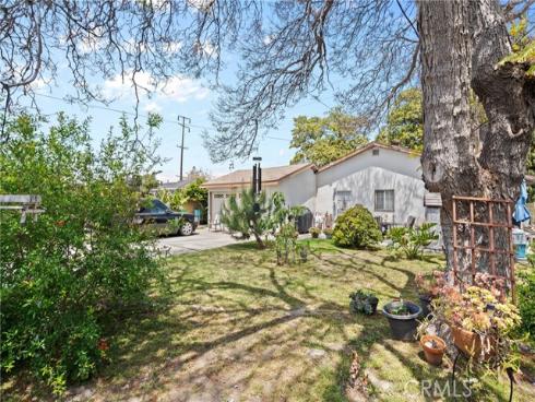 8252 Mcfadden Avenue, Midway City, CA