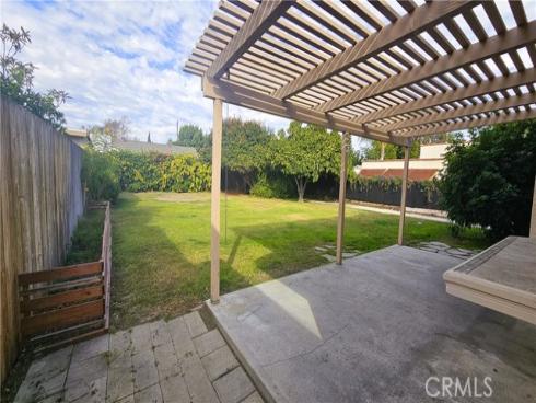 8125  Roosevelt  , Midway City, CA