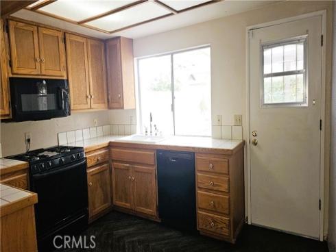 8125  Roosevelt  , Midway City, CA