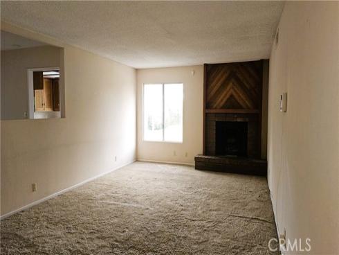 8125  Roosevelt  , Midway City, CA