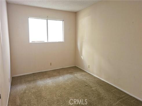 8125  Roosevelt  , Midway City, CA