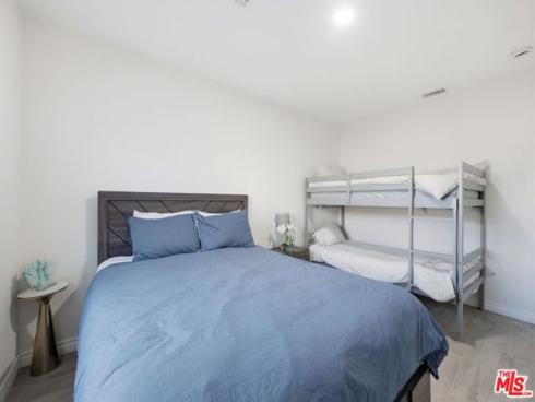 15381 Pacific Street, Midway City, CA