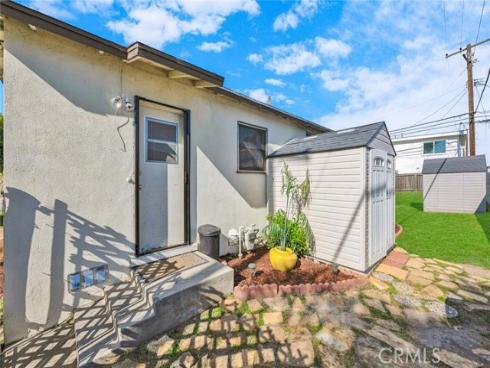 7781 Ledon Way, Midway City, CA