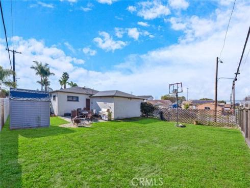 7781 Ledon Way, Midway City, CA
