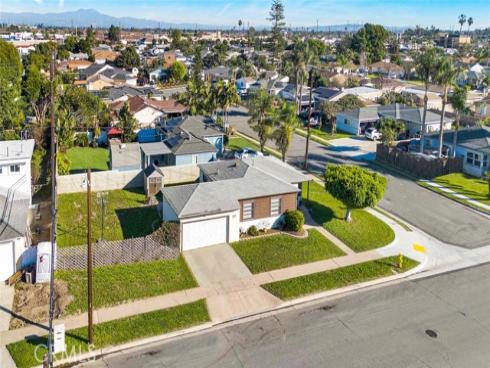 7781 Ledon Way, Midway City, CA