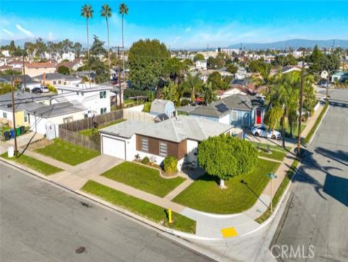 7781 Ledon Way, Midway City, CA